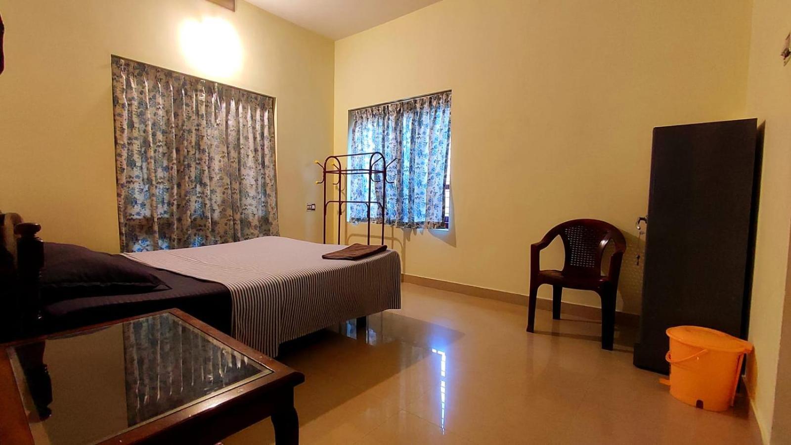 Happy Buddha Homestay Варкала Екстериор снимка